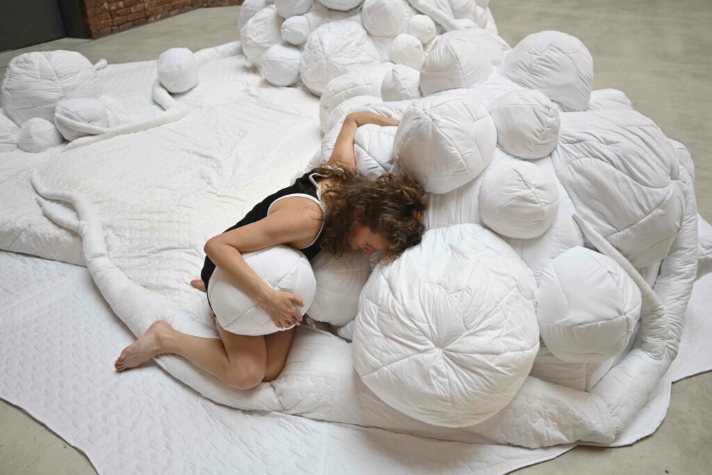 "Rest in the body" Hannah Doepke 2024 Foto: Knut Klaßen